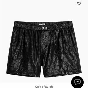 Zadig & Voltaire

Crinkled Leather Pax Shorts 
Xs